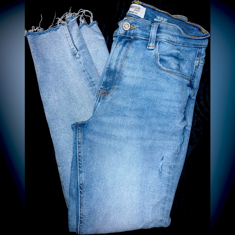 Kensie skinny jeans size 8/29